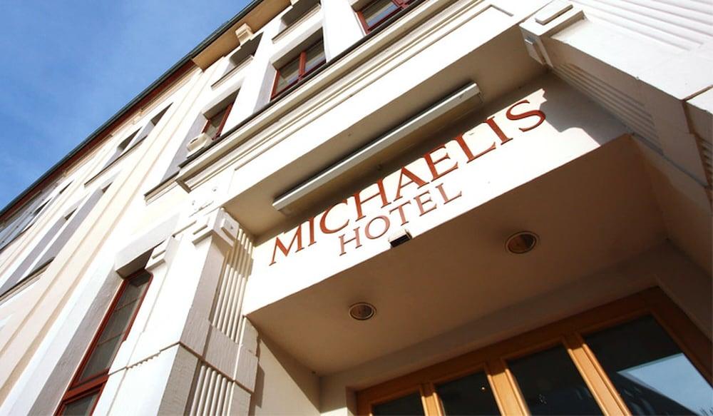 密查里斯酒店及餐厅 莱比锡 外观 照片